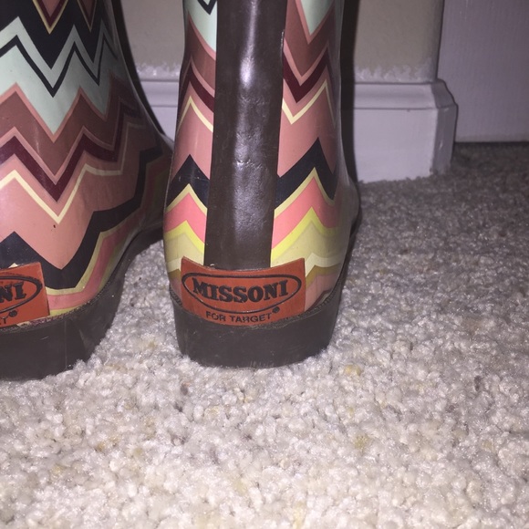 MISSONI FOR TARGET zig zag rain boots US7 - Picture 3 of 7